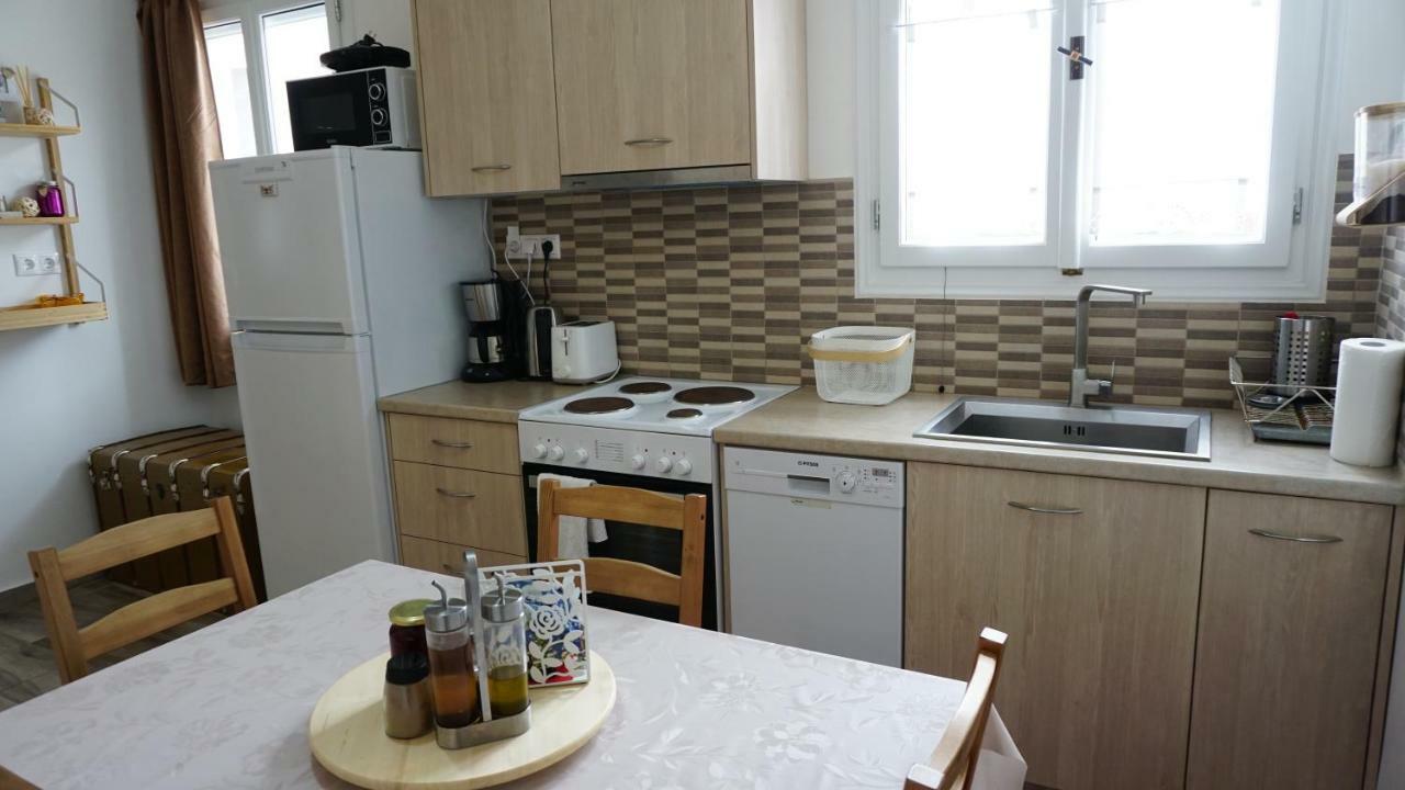 Leonidio Apartment Selini Екстериор снимка